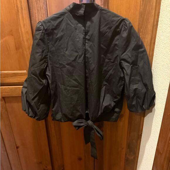 ALEEZA PARIS *BLACK* Puffed Sleeve With Bow in Back ♥️ NWT - Picture 3 of 5